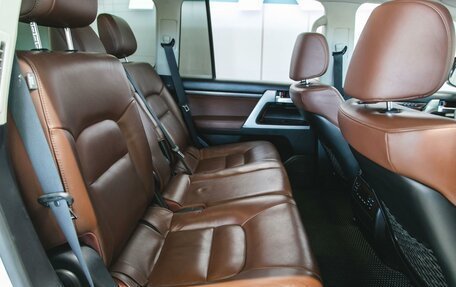 Toyota Land Cruiser 200, 2016 год, 5 400 000 рублей, 16 фотография
