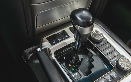 Toyota Land Cruiser 200, 2016 год, 5 400 000 рублей, 25 фотография