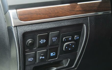 Toyota Land Cruiser 200, 2016 год, 5 400 000 рублей, 29 фотография