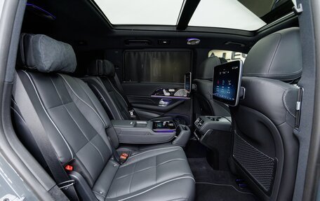 Mercedes-Benz GLS, 2026 год, 20 370 000 рублей, 34 фотография