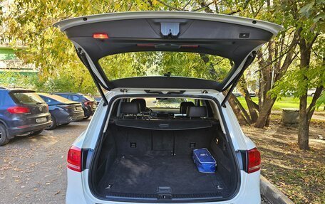 Volkswagen Touareg III, 2013 год, 2 890 000 рублей, 8 фотография