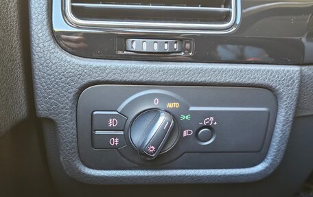 Volkswagen Touareg III, 2013 год, 2 890 000 рублей, 21 фотография