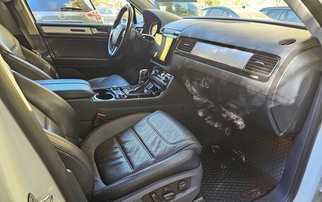 Volkswagen Touareg III, 2013 год, 2 890 000 рублей, 23 фотография