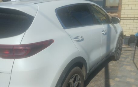 KIA Sportage IV рестайлинг, 2021 год, 2 000 000 рублей, 7 фотография