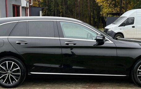 Mercedes-Benz C-Класс, 2019 год, 2 350 000 рублей, 3 фотография