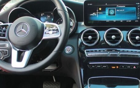 Mercedes-Benz C-Класс, 2019 год, 2 350 000 рублей, 9 фотография