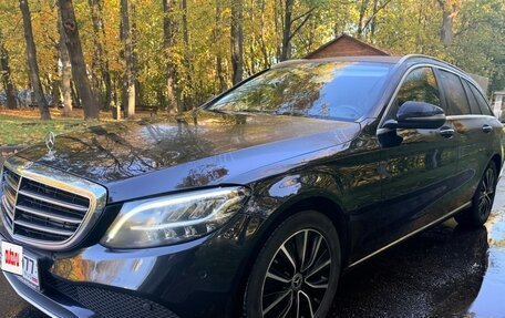Mercedes-Benz C-Класс, 2019 год, 2 350 000 рублей, 14 фотография