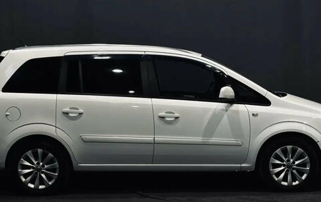 Opel Zafira B, 2014 год, 820 000 рублей, 4 фотография