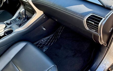 Lexus NX I, 2015 год, 2 500 000 рублей, 9 фотография