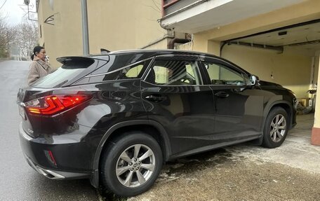 Lexus RX IV рестайлинг, 2019 год, 4 250 000 рублей, 4 фотография