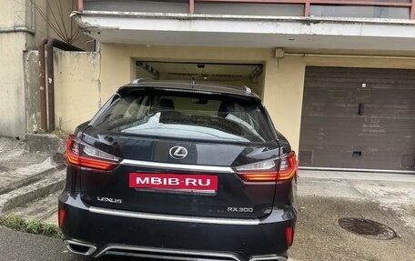 Lexus RX IV рестайлинг, 2019 год, 4 250 000 рублей, 8 фотография