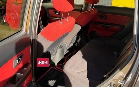 KIA Soul I рестайлинг, 2011 год, 820 000 рублей, 21 фотография