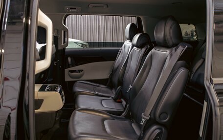 KIA Carnival, 2021 год, 3 265 000 рублей, 18 фотография