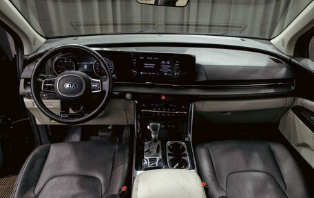 KIA Carnival, 2021 год, 3 265 000 рублей, 17 фотография