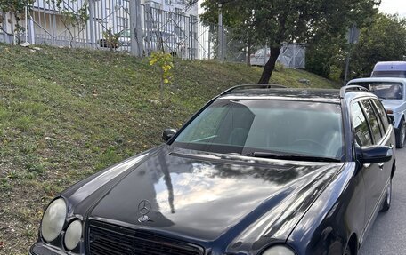 Mercedes-Benz E-Класс, 2001 год, 450 000 рублей, 6 фотография