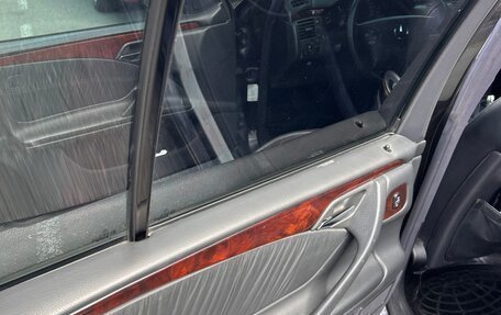 Mercedes-Benz E-Класс, 2001 год, 450 000 рублей, 11 фотография
