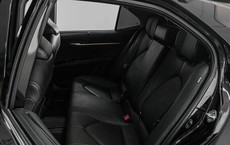 Toyota Camry, 2020 год, 3 120 000 рублей, 10 фотография