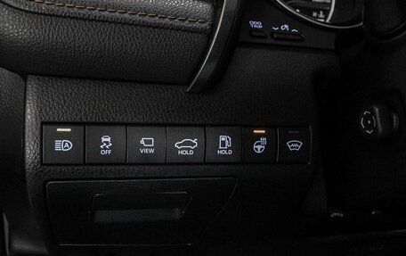 Toyota Camry, 2020 год, 3 120 000 рублей, 19 фотография