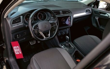 Volkswagen Tiguan II, 2020 год, 2 195 000 рублей, 13 фотография
