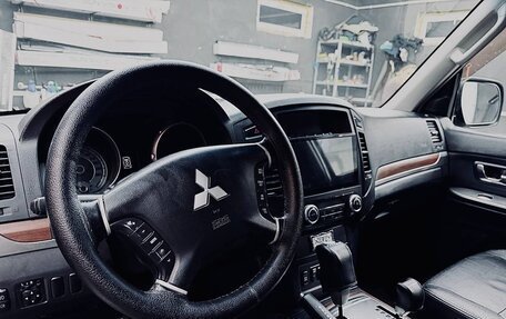 Mitsubishi Pajero IV, 2007 год, 1 700 000 рублей, 20 фотография