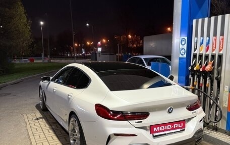 BMW 8 серия, 2021 год, 8 700 000 рублей, 19 фотография