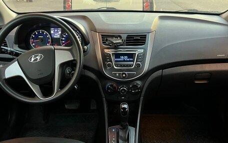 Hyundai Solaris II рестайлинг, 2016 год, 900 000 рублей, 7 фотография