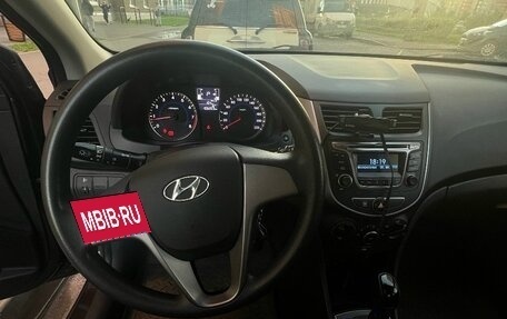 Hyundai Solaris II рестайлинг, 2016 год, 900 000 рублей, 8 фотография