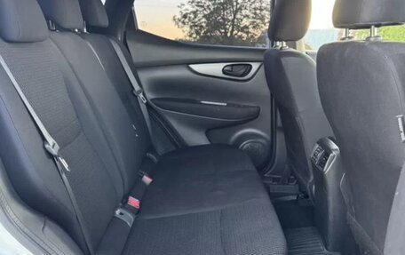 Nissan Qashqai, 2016 год, 1 100 000 рублей, 13 фотография