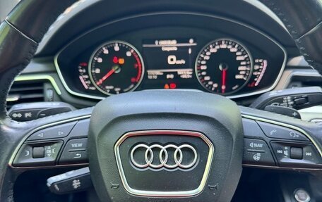 Audi A4, 2018 год, 2 200 000 рублей, 11 фотография