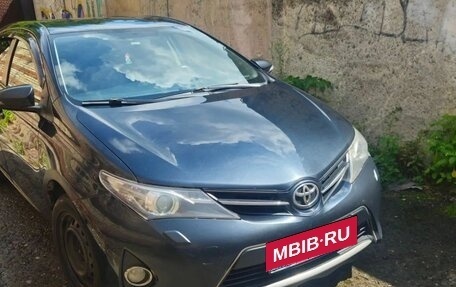 Toyota Auris II, 2013 год, 1 000 000 рублей, 5 фотография