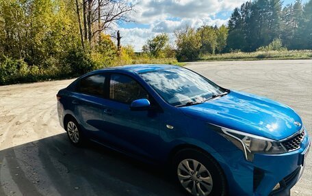 KIA Rio IV, 2020 год, 1 390 000 рублей, 3 фотография