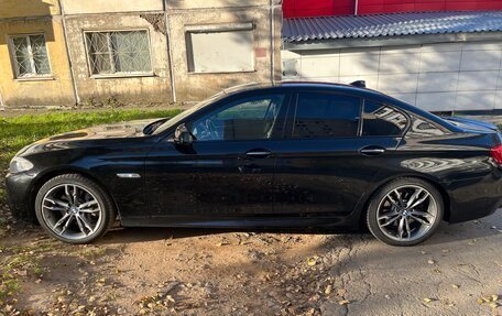BMW 5 серия, 2012 год, 1 850 000 рублей, 3 фотография