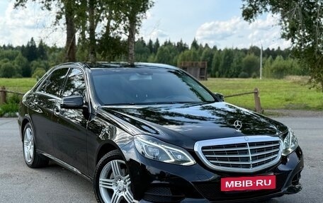 Mercedes-Benz E-Класс, 2015 год, 1 815 000 рублей, 3 фотография