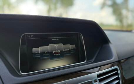 Mercedes-Benz E-Класс, 2015 год, 1 815 000 рублей, 24 фотография