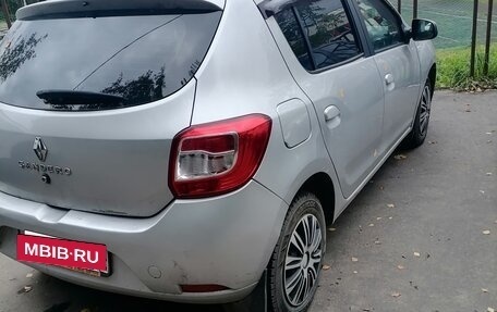 Renault Sandero II рестайлинг, 2014 год, 600 000 рублей, 3 фотография