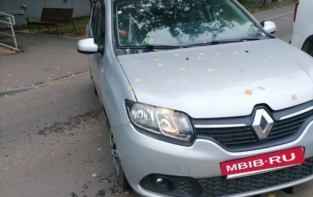 Renault Sandero II рестайлинг, 2014 год, 600 000 рублей, 2 фотография