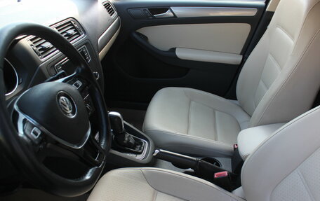 Volkswagen Jetta VI, 2016 год, 897 000 рублей, 10 фотография