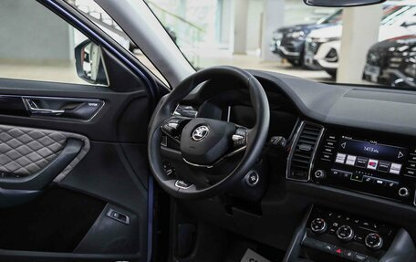 Skoda Kodiaq I, 2020 год, 2 390 000 рублей, 12 фотография