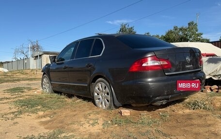 Skoda Superb III рестайлинг, 2010 год, 300 000 рублей, 1 фотография