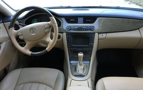 Mercedes-Benz CLS, 2006 год, 1 100 000 рублей, 7 фотография