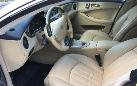 Mercedes-Benz CLS, 2006 год, 1 100 000 рублей, 11 фотография