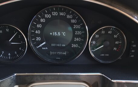 Mercedes-Benz CLS, 2006 год, 1 100 000 рублей, 19 фотография