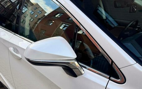 Lexus RX IV рестайлинг, 2017 год, 3 790 000 рублей, 10 фотография