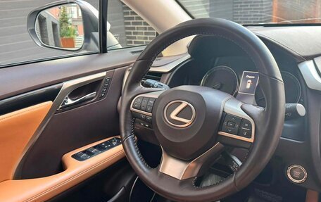 Lexus RX IV рестайлинг, 2017 год, 3 790 000 рублей, 30 фотография