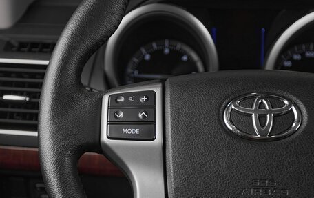 Toyota Land Cruiser Prado 150 рестайлинг 2, 2014 год, 3 599 000 рублей, 11 фотография