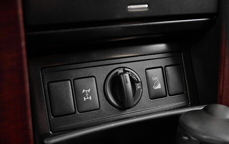 Toyota Land Cruiser Prado 150 рестайлинг 2, 2014 год, 3 599 000 рублей, 21 фотография