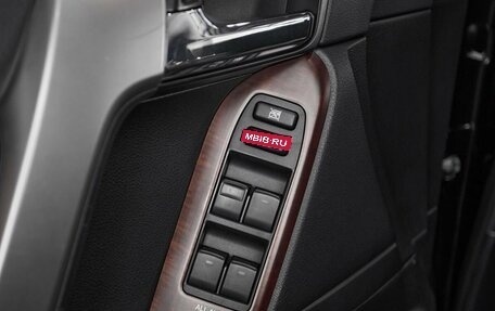 Toyota Land Cruiser Prado 150 рестайлинг 2, 2014 год, 3 599 000 рублей, 16 фотография