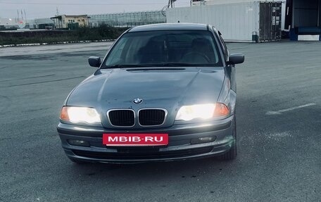 BMW 3 серия, 2001 год, 555 555 рублей, 3 фотография