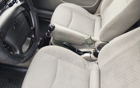 Chevrolet Rezzo, 2008 год, 580 000 рублей, 5 фотография