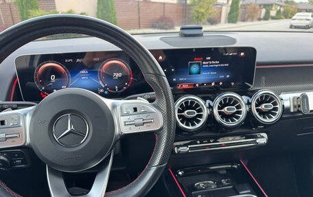 Mercedes-Benz GLB, 2020 год, 4 200 000 рублей, 8 фотография